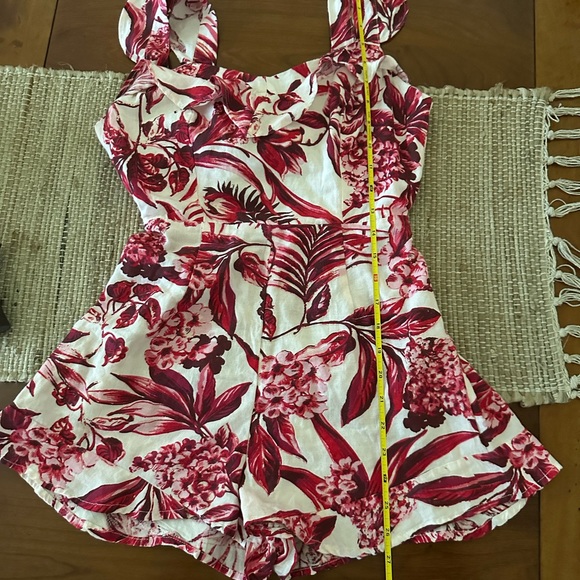 EUC Japna Romper White/Red Floral Size Small - Picture 8 of 8